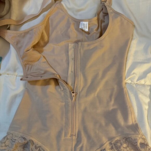 Compression Shapewear - Picture 9 of 9